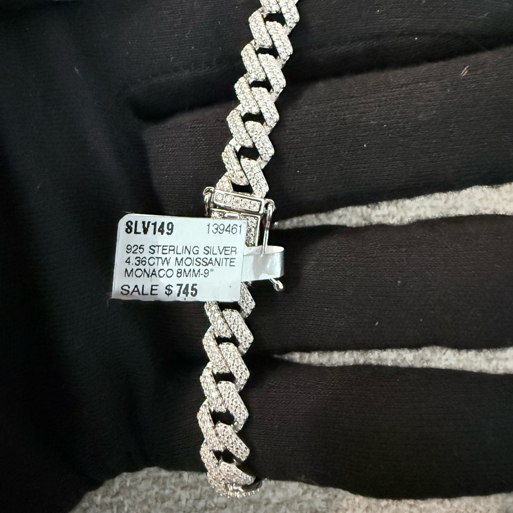 9 inch, 8.7MM 4.36CTW Moissanite Monaco Bracelet